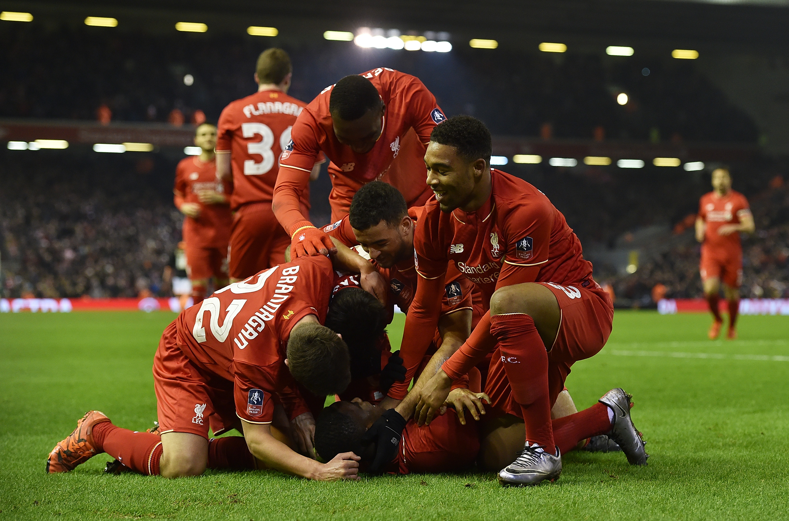 罗体：亚特兰大对帕莱斯特拉要价超4000万欧，球员可能去英超（罗马体育报：亚特兰大为帕莱斯特拉标价逾4000万欧，英超或成下家）