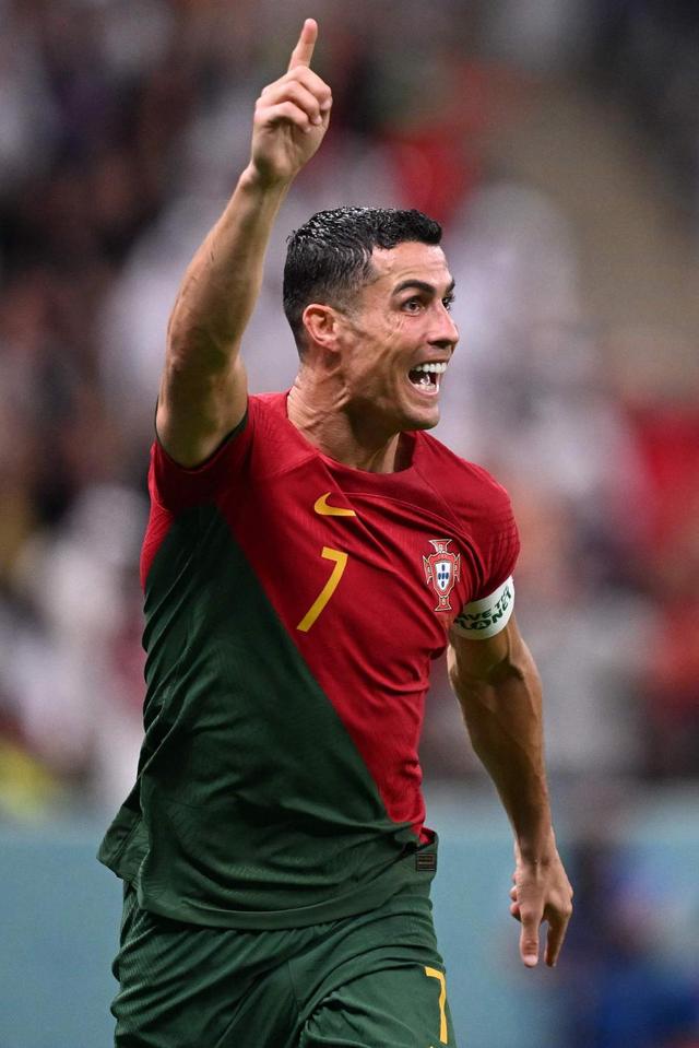 弗兰克：本场欧冠会进行球员轮换，约翰逊能否出战还需观察