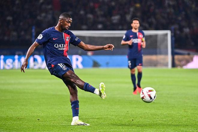 CBA比赛精彩瞬间：深圳队绝杀广东,