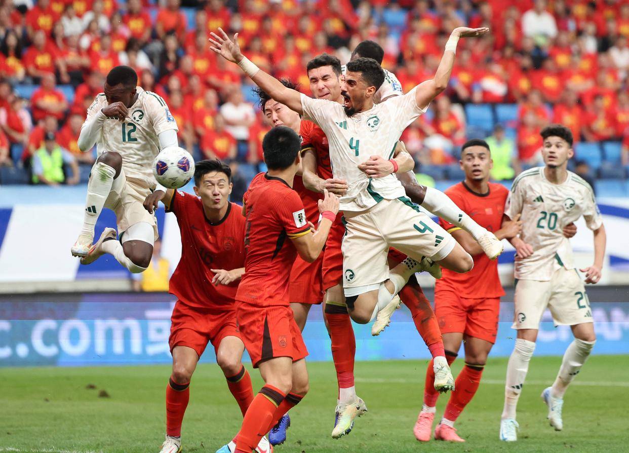 德甲战报：希克建功，卡尔布雷斯破门，勒沃库森3-1逆转莱比锡（德甲：勒沃库森3-1逆转莱比锡，希克与卡尔布雷斯相继破门）