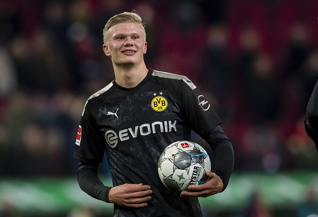 科隆vs法兰克福：卡明斯基、侯赛因巴希奇首发，格策、堂安律出战