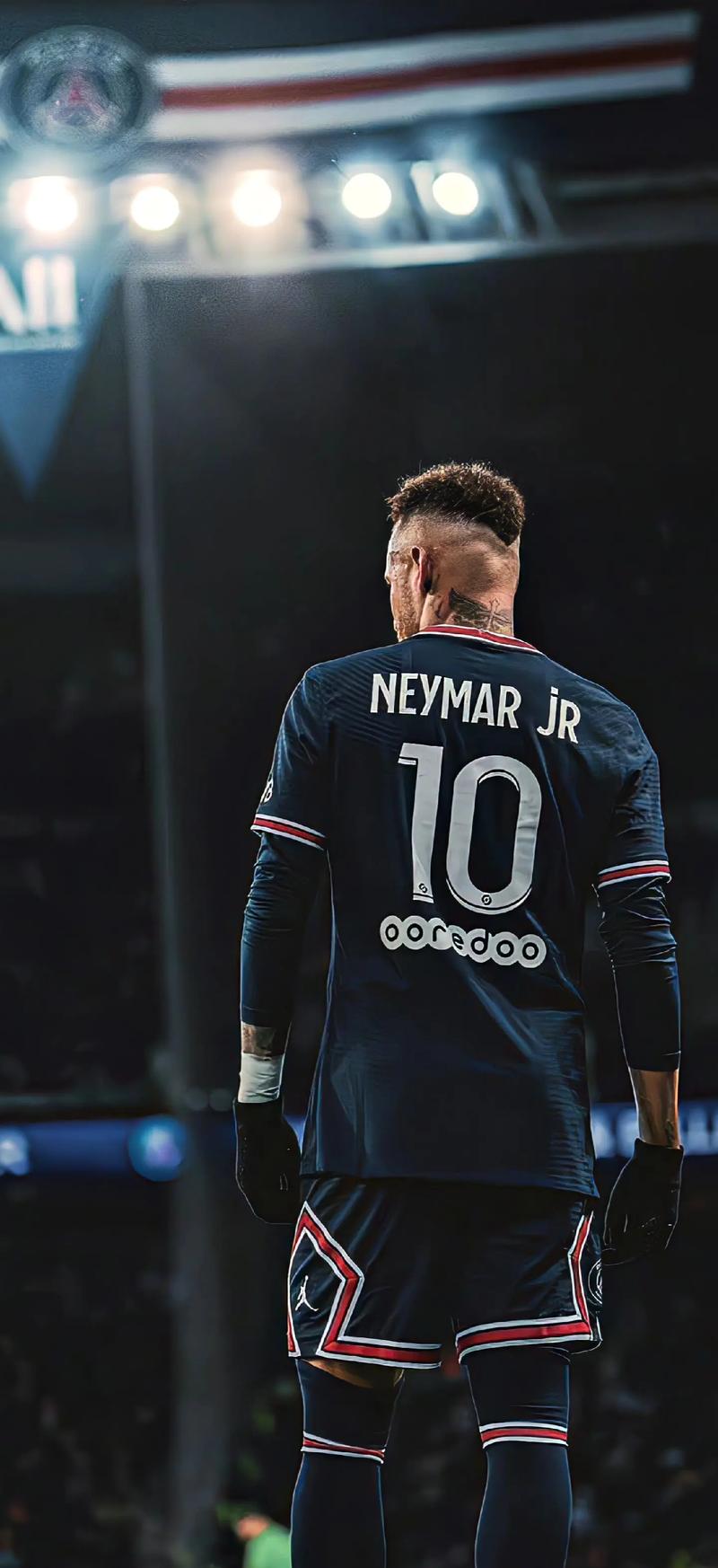 德甲前瞻：RB莱比锡多人伤停，勒沃库森客场战绩平平（德甲前瞻：莱比锡伤兵满营，勒沃库森客场表现中规中矩）