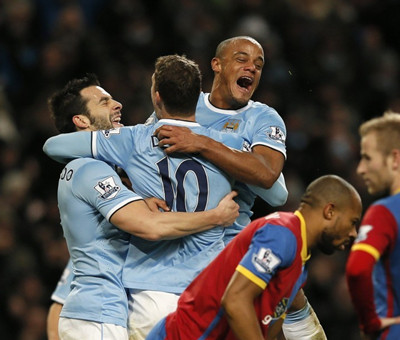 足球世界杯新纪录诞生，单场跑动达13公里（世界杯刷新纪录：球员单场奔跑13公里）